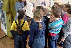 Воспитанники детского сада побывали в музее гимназии